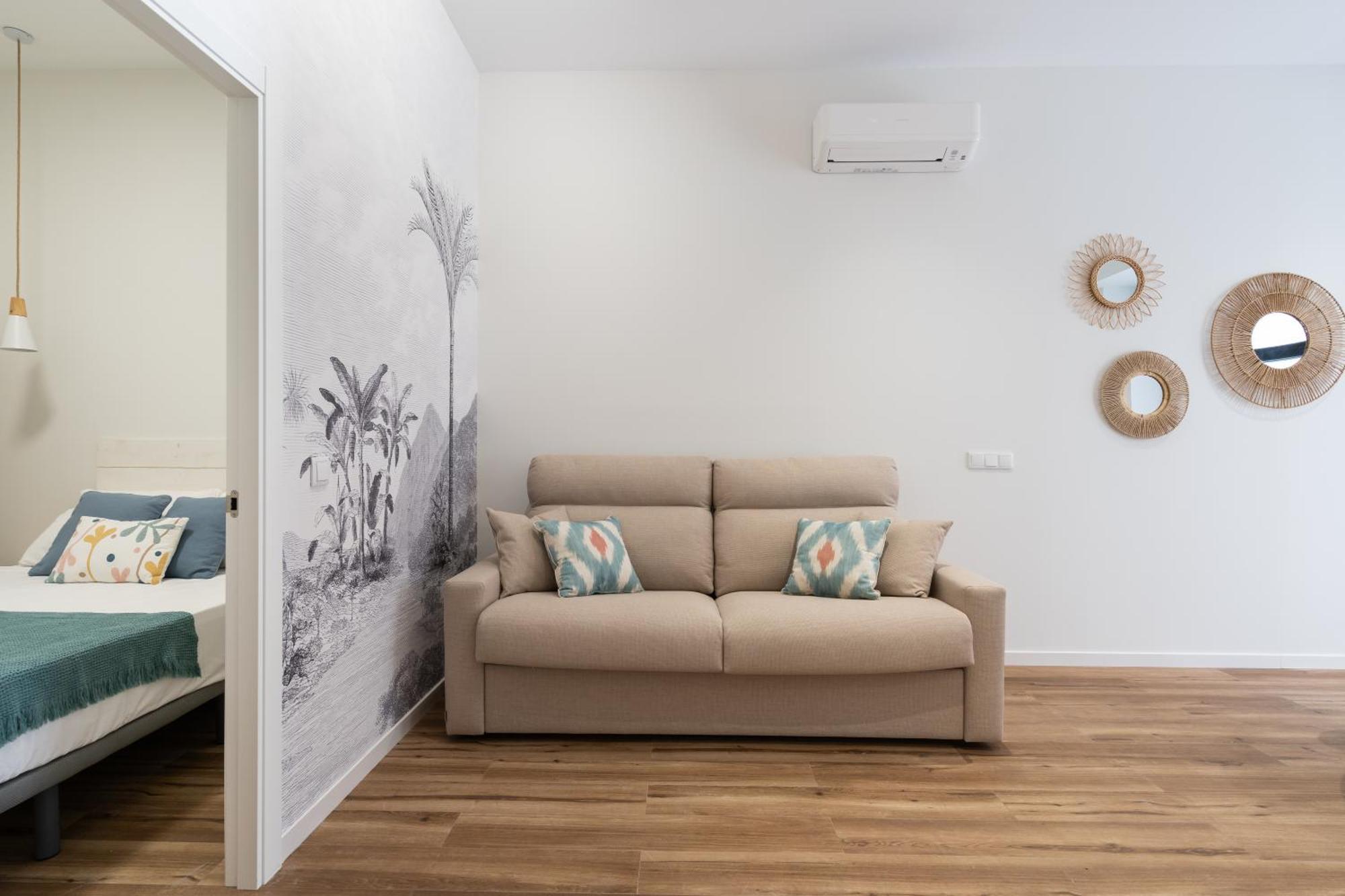 Marina Beach Apartments Валенсия Экстерьер фото